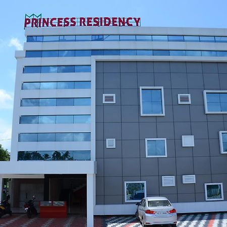 Princess Residency Nedumbassery Buitenkant foto